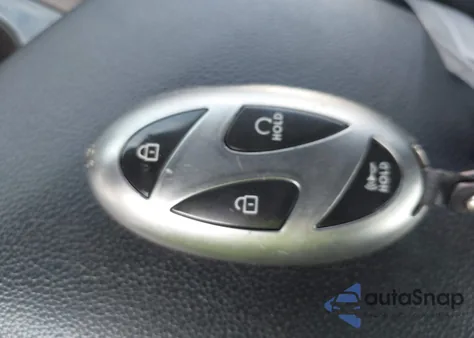 2024 Hyundai Elantra Limited z USA, uszkodzony, nr VIN KMHLP4DG9RU772537